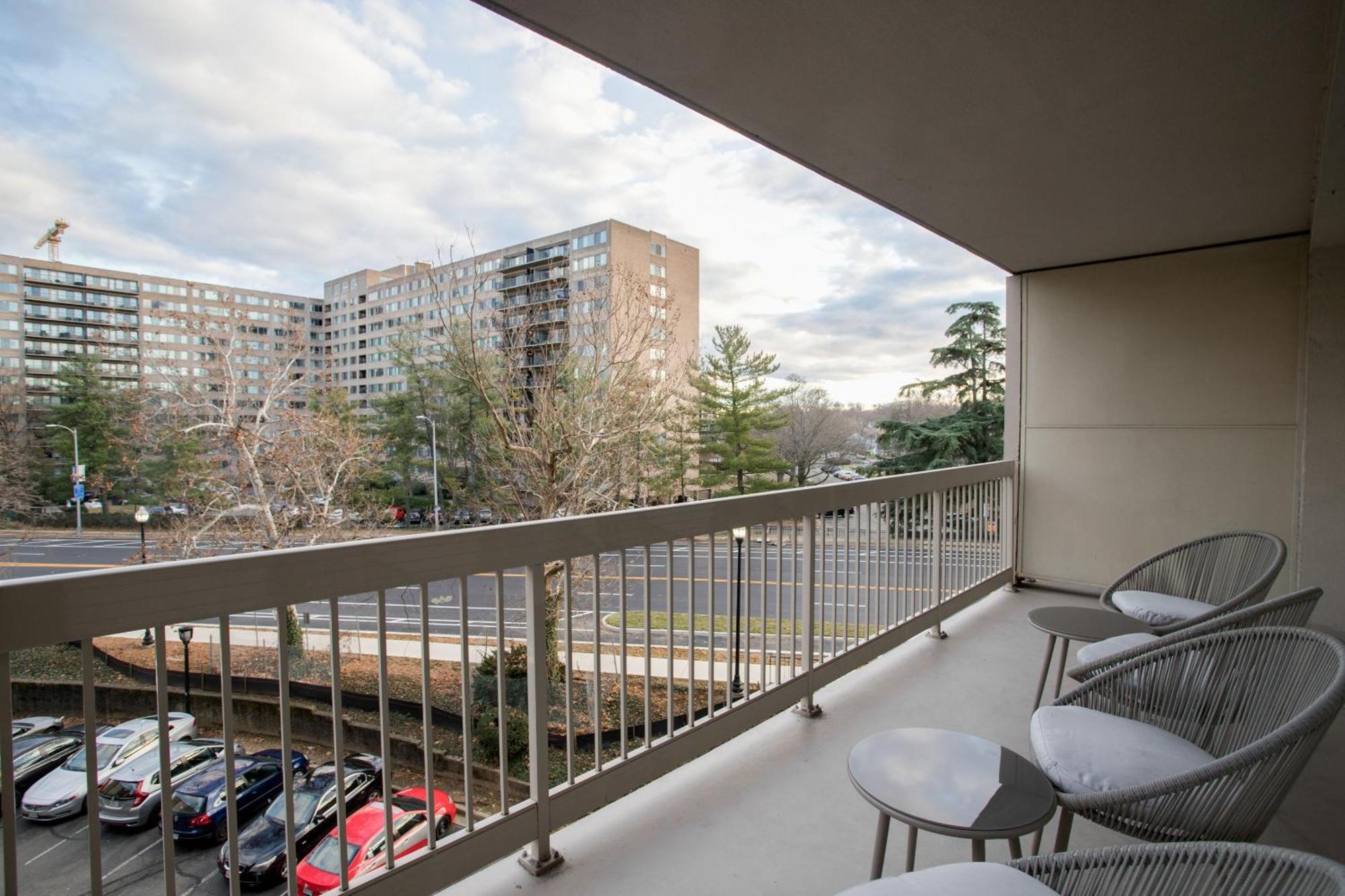 Sensational Condominium @Crystal City Arlington Exterior foto